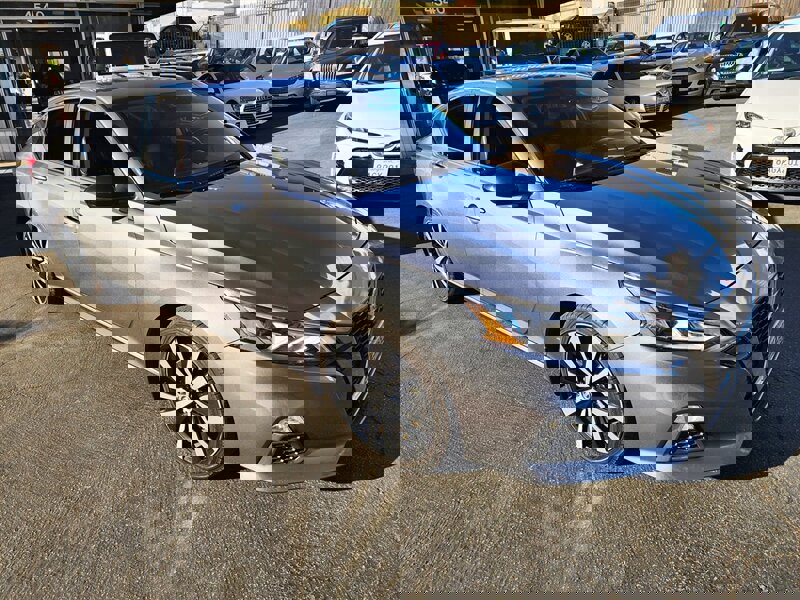 Used 2020 Nissan Altima 2.5 SR image 3