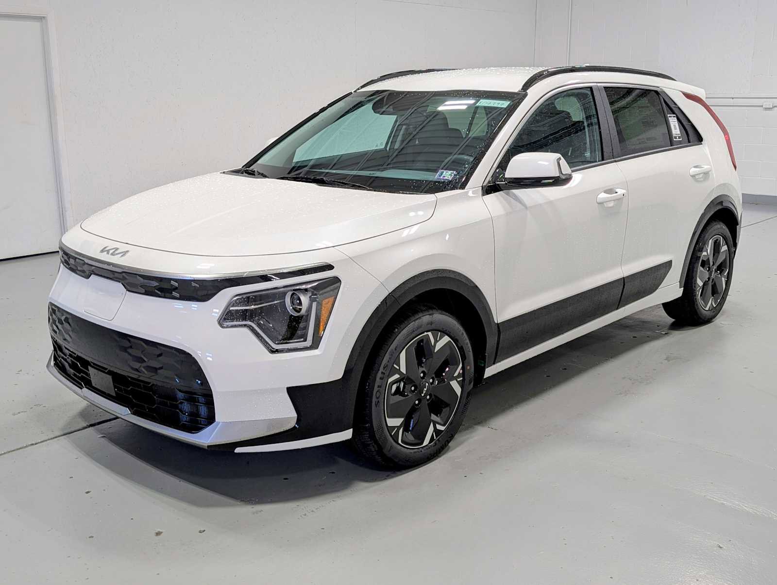 New 2025 Kia Niro Wind w/ Wind Preserve Package