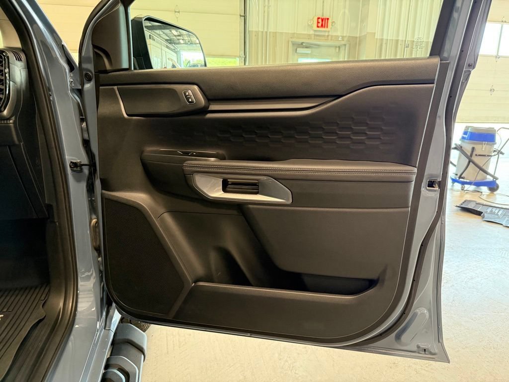 Used 2024 Ford Ranger XLT w/ Technology Package RWD image 29
