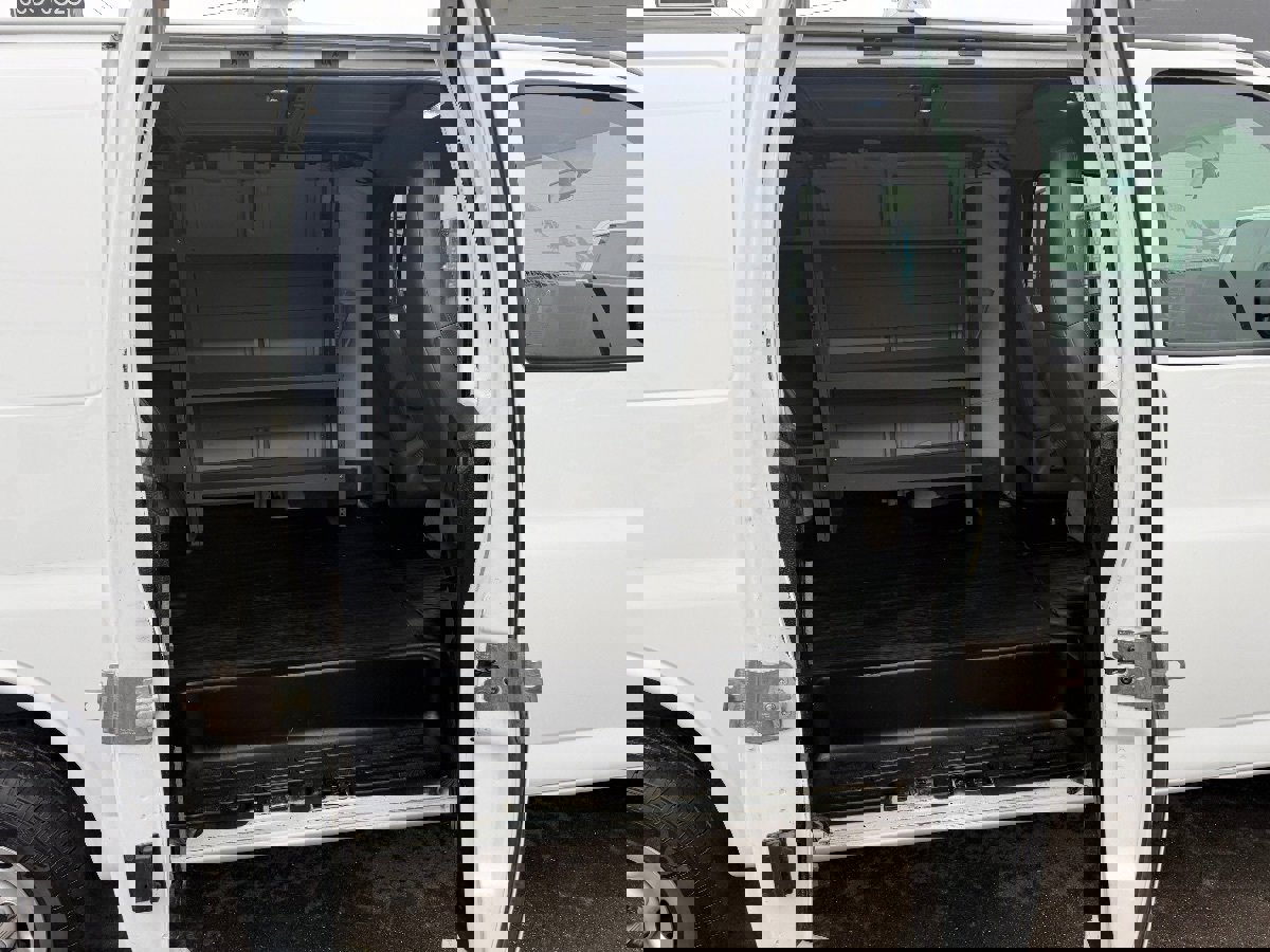 Used 2022 Chevrolet Express 2500 w/ Driver Convenience Package image 9