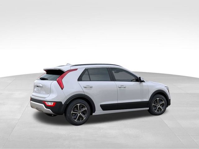 Certified 2025 Kia Niro EX image 6