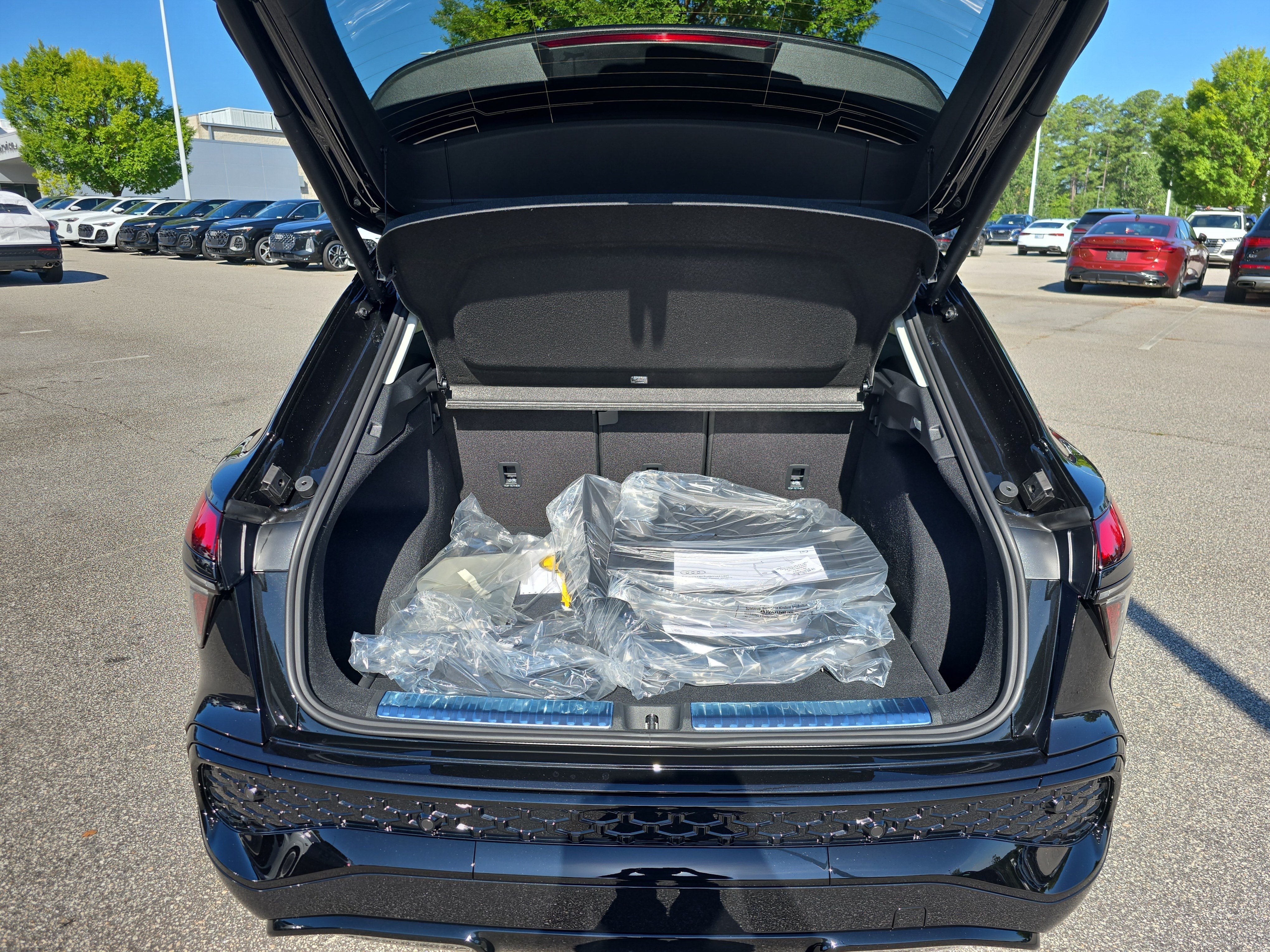 New 2026 Audi Q3 quattro 2.0T AWD/4WD image 12