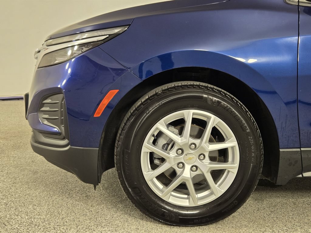 Used 2022 Chevrolet Equinox LS w/ LS Convenience Package FWD image 8