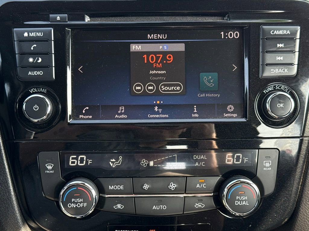 Used 2021 Nissan Rogue Sport SV image 29