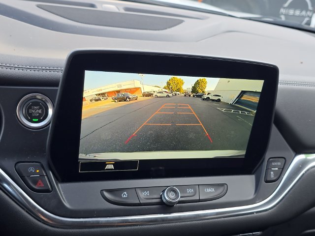 Used 2023 Chevrolet Blazer LT FWD image 18
