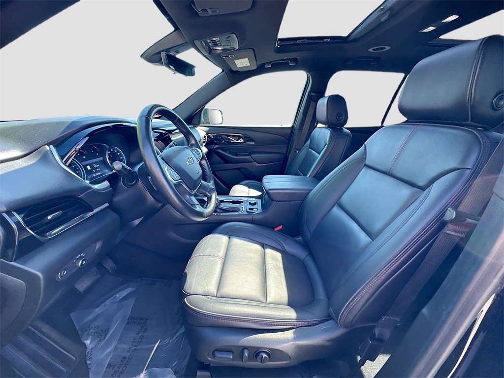 Used 2022 Chevrolet Traverse RS image 22