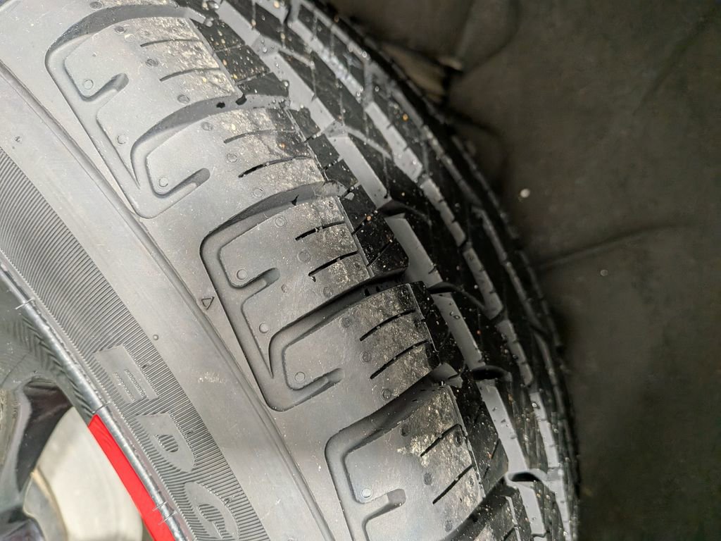 Certified 2021 Chevrolet Equinox Premier w/ Redline Edition image 29