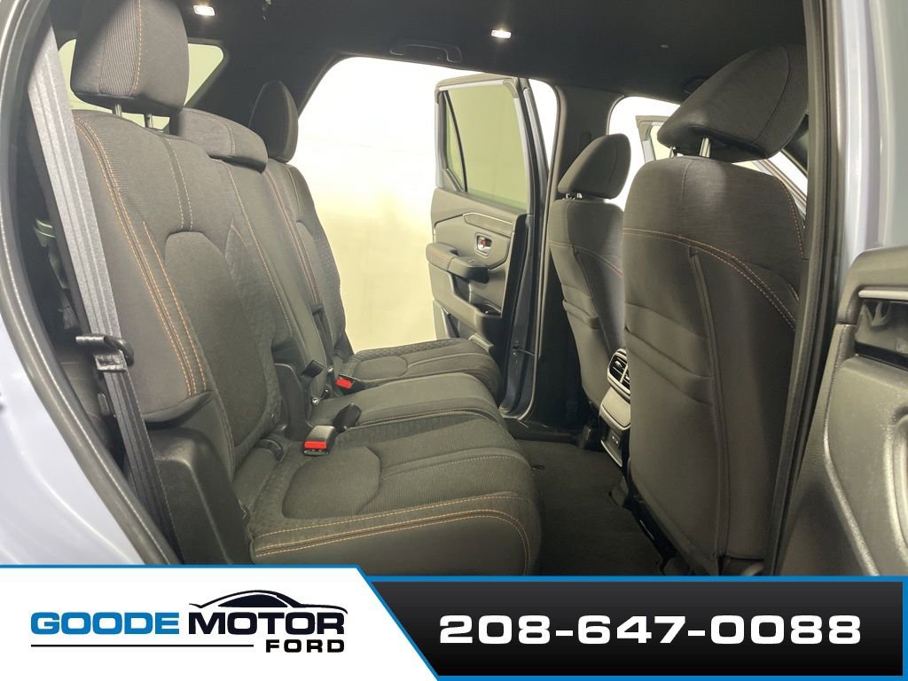 Used 2025 Honda Pilot Sport image 22