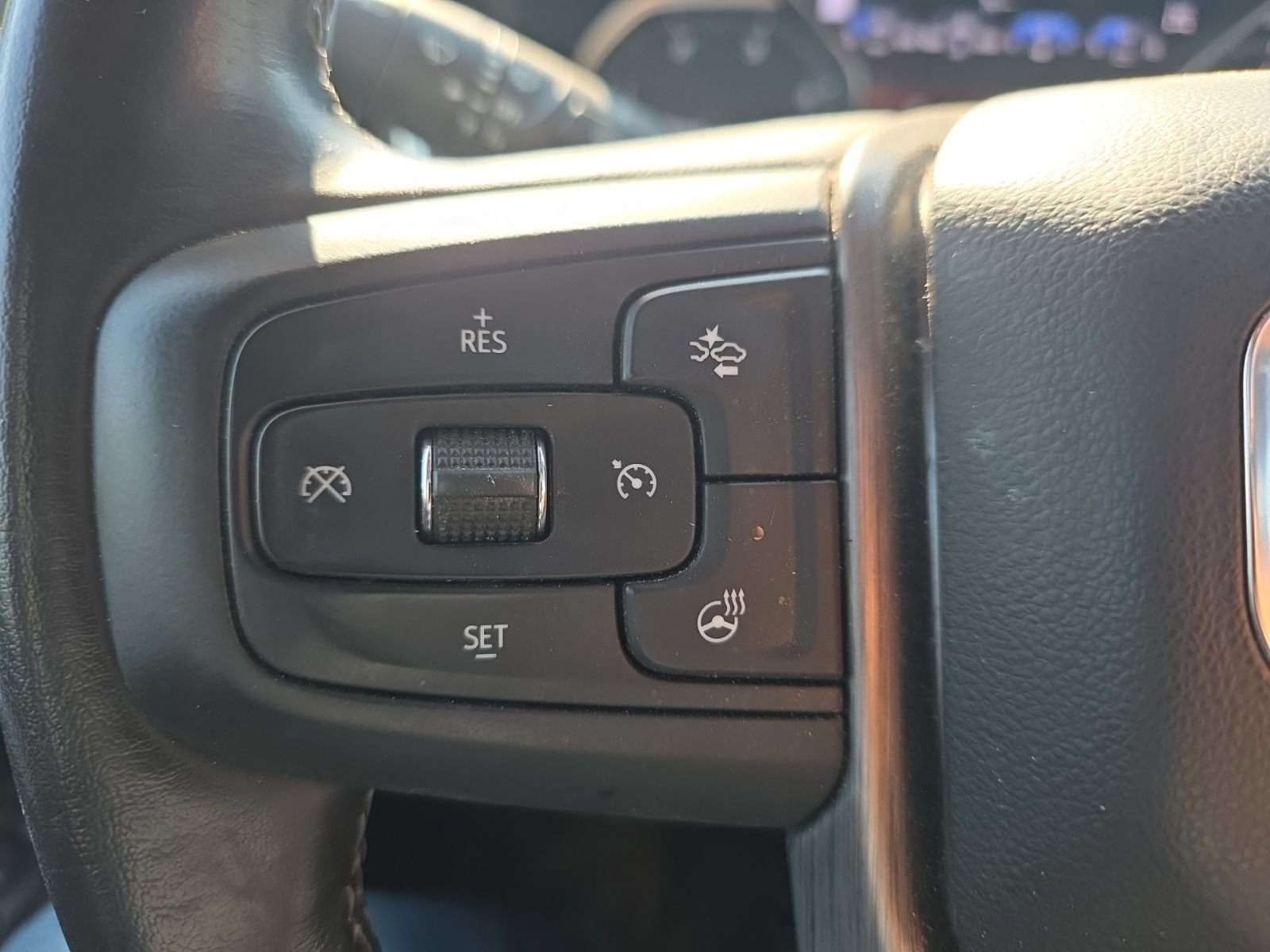 Used 2020 GMC Sierra 2500 Denali w/ Denali Ultimate Package AWD/4WD image 19
