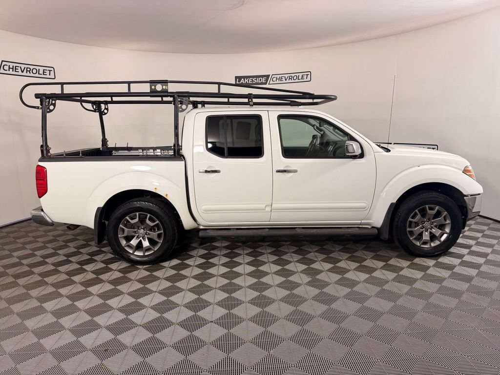 Used 2015 Nissan Frontier SL AWD/4WD image 7