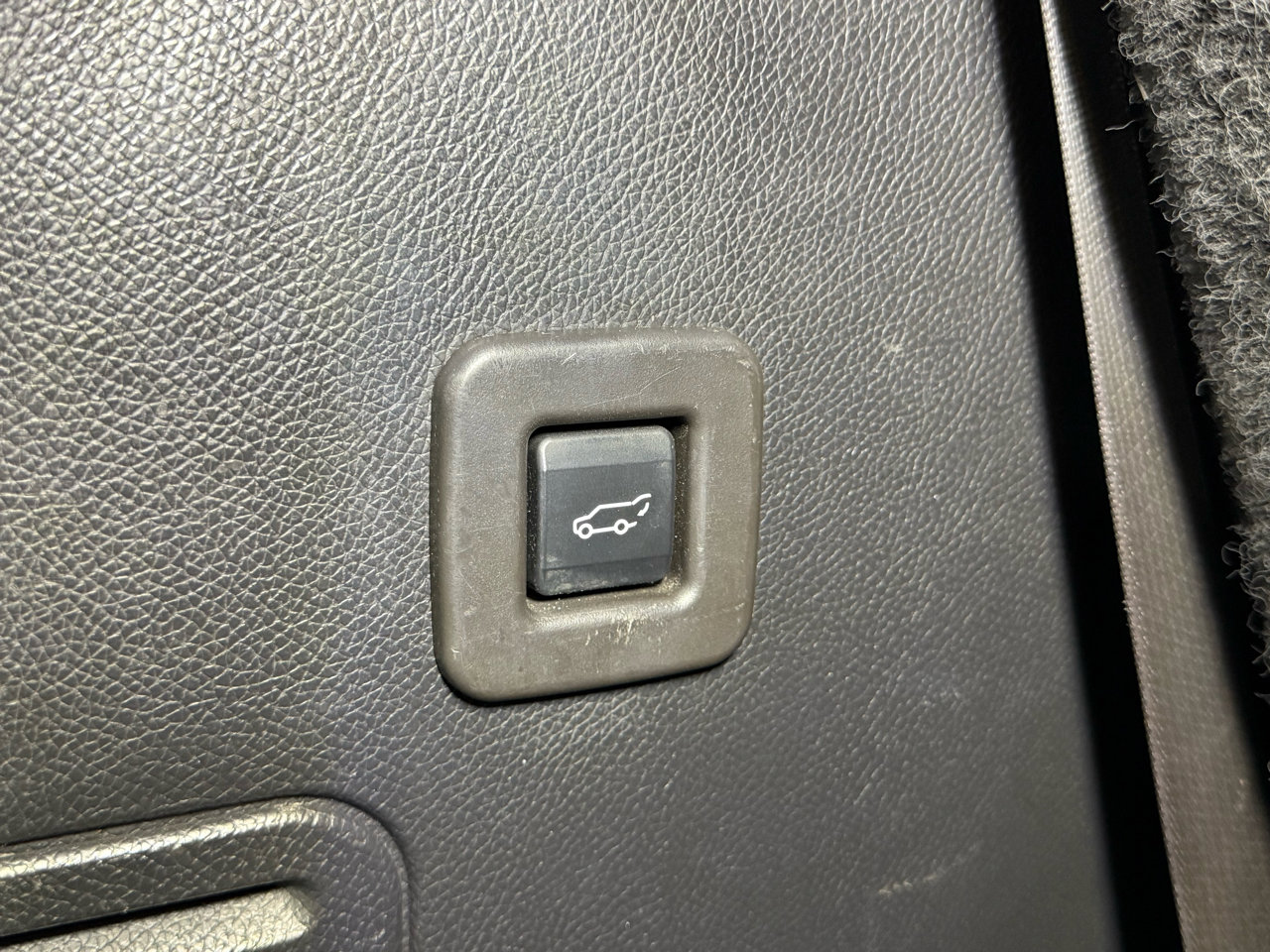 Used 2014 Ford Expedition Limited w/ Equipment Group 301A image 34