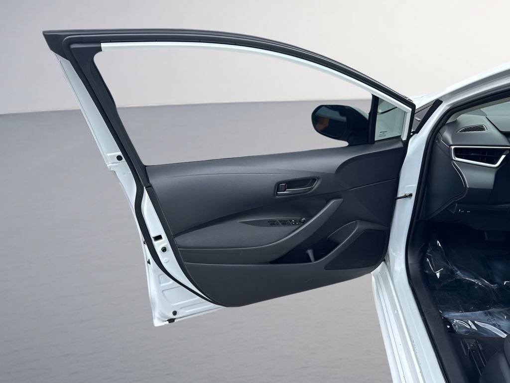 Used 2022 Toyota Corolla LE FWD image 21
