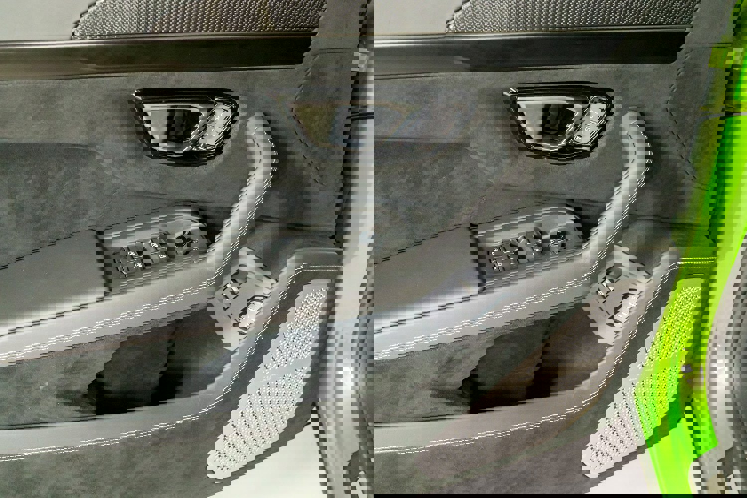 Used 2024 Lamborghini Urus Performante image 22