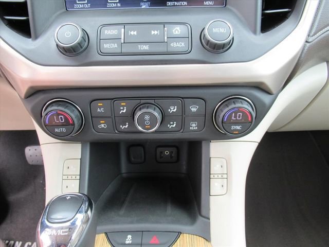 Used 2017 GMC Acadia Denali w/ Technology Package image 26