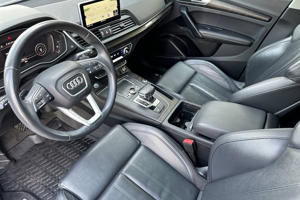 Used 2019 Audi Q5 2.0T Premium Plus w/ Premium Plus Package AWD/4WD image 10