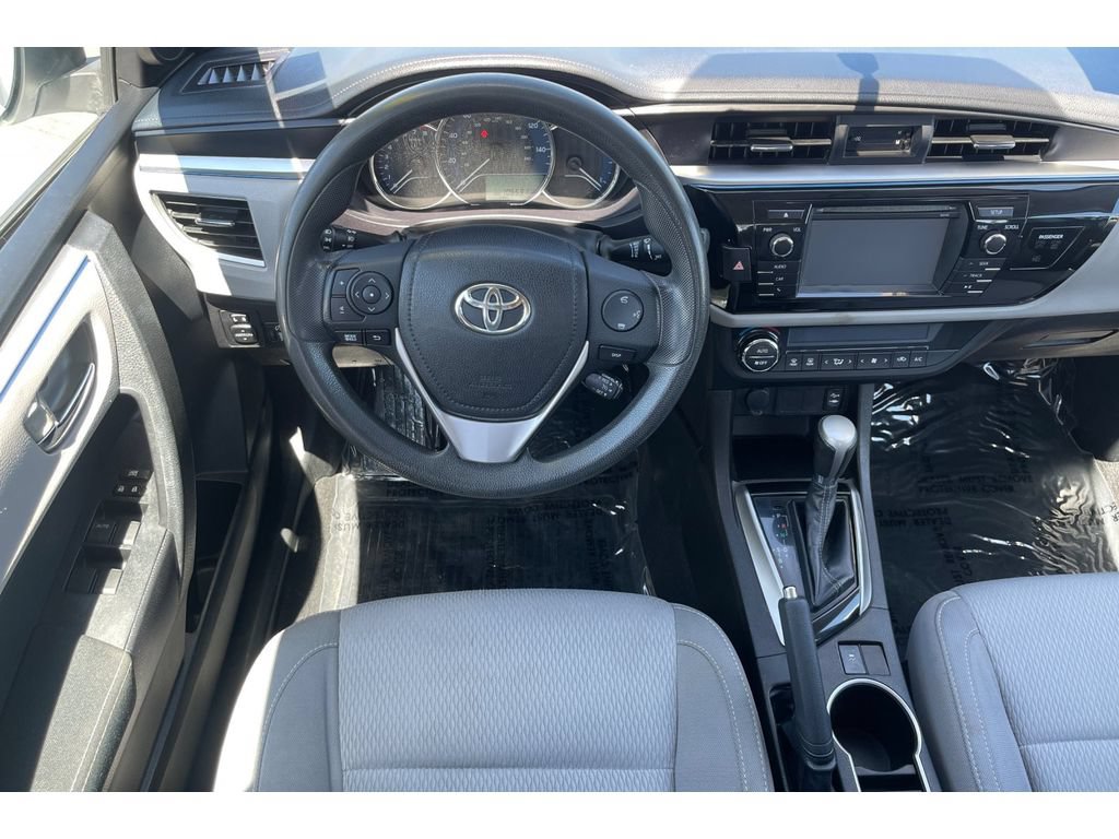 Used 2015 Toyota Corolla LE w/ Protection Package FWD image 17