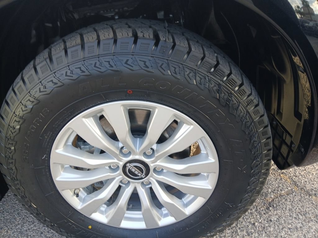 Used 2024 Nissan Armada SV AWD/4WD image 4