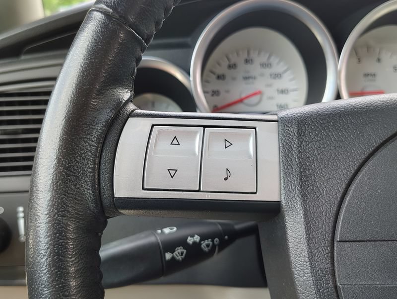 Used 2006 Dodge Charger R/T w/ Convenience Group II RWD image 46