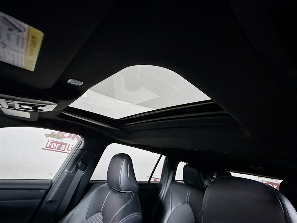 Certified 2023 Toyota Highlander XSE image 11