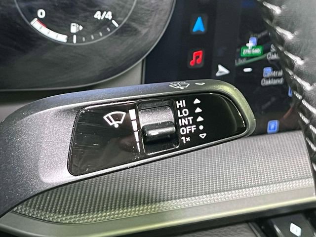 Certified 2024 Porsche 911 Targa 4 image 40