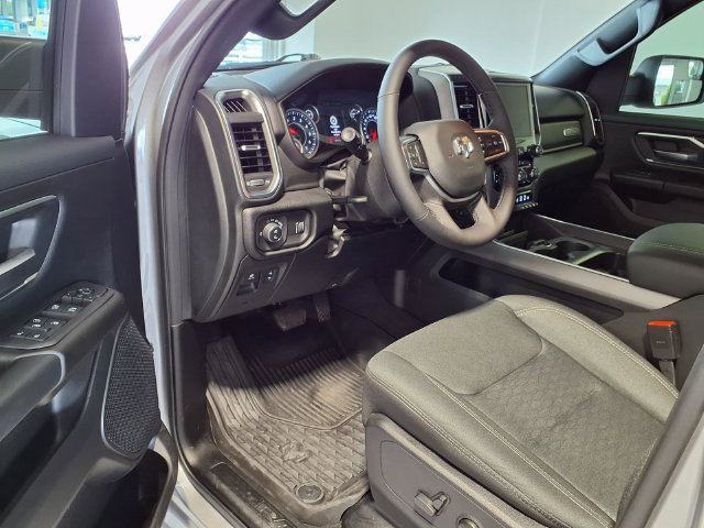 Used 2026 RAM 1500 Big Horn AWD/4WD image 8