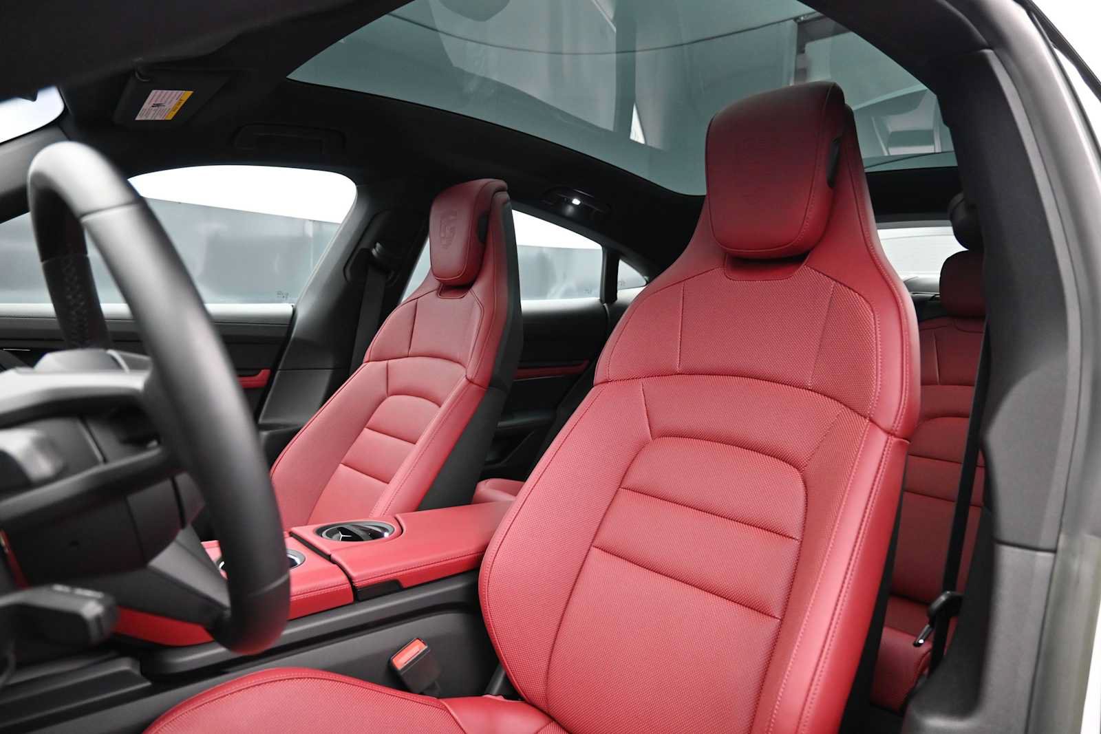 Used 2024 Porsche Taycan 4S AWD/4WD image 5