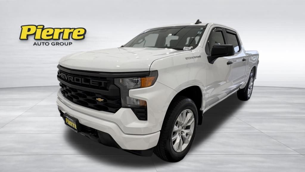 Used 2024 Chevrolet Silverado 1500 Custom image 1