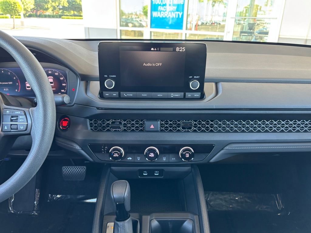 Used 2023 Honda Accord LX image 13