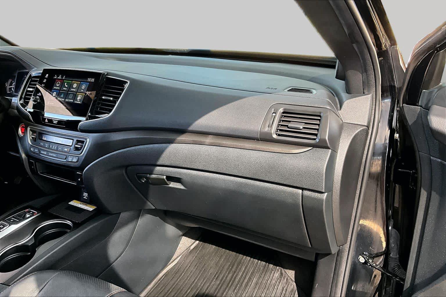 Certified 2023 Honda Passport TrailSport image 19
