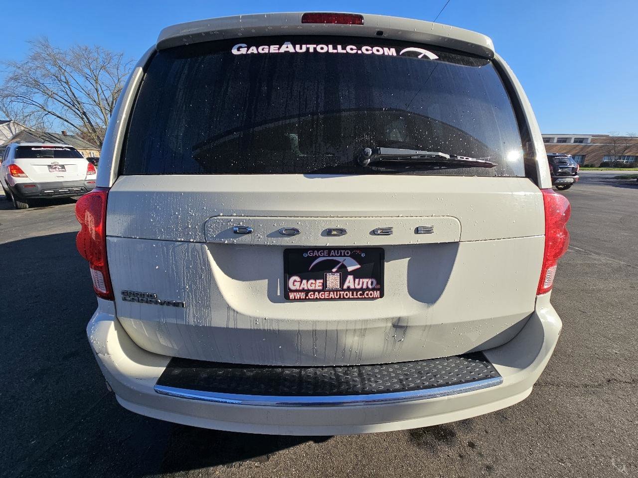 Used 2012 Dodge Grand Caravan SE FWD image 10