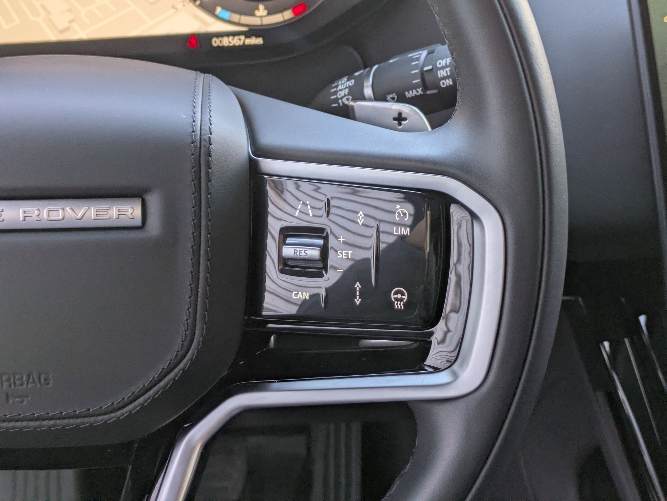 Used 2025 Land Rover Range Rover Sport image 20