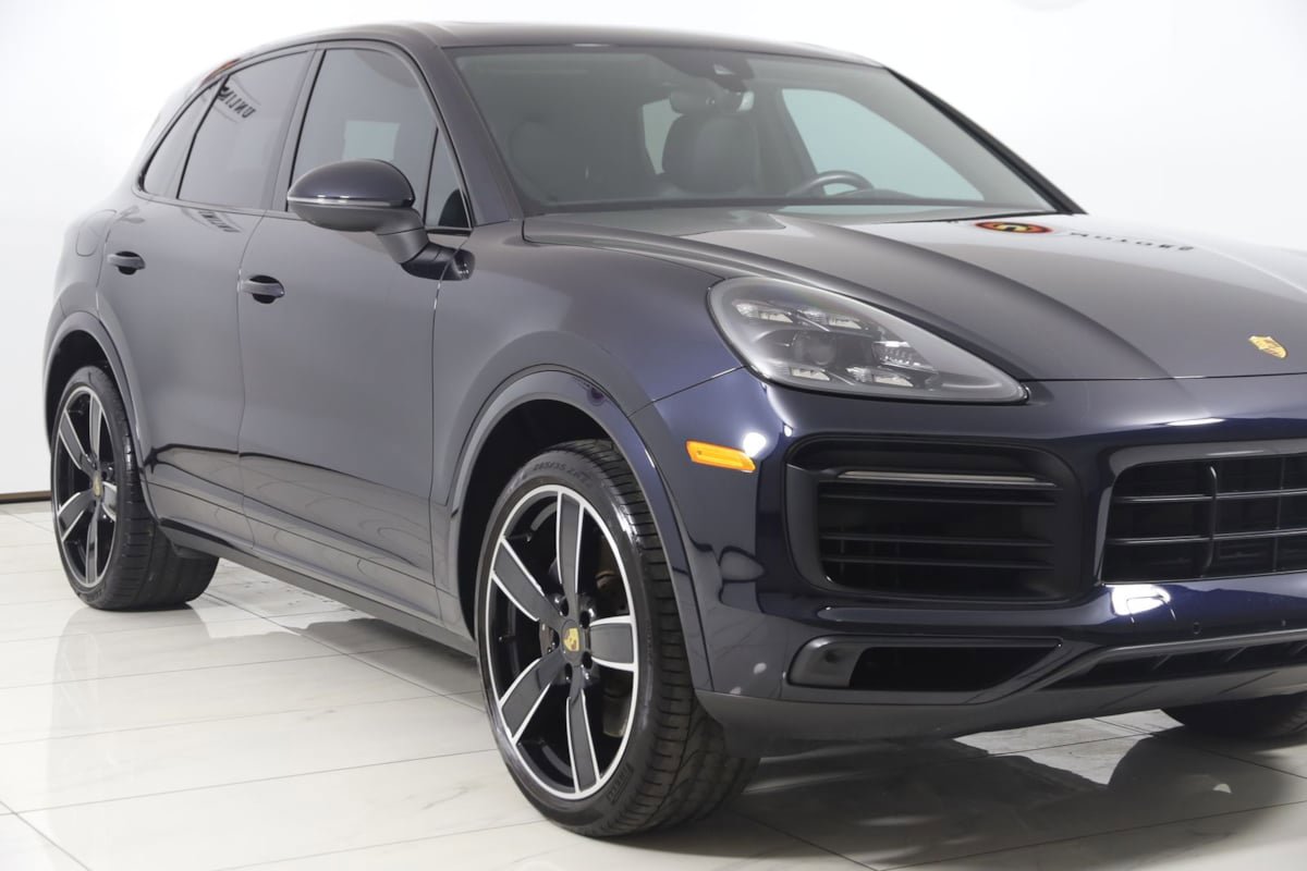 Used 2022 Porsche Cayenne Platinum Edition w/ Premium Package Plus AWD/4WD image 48