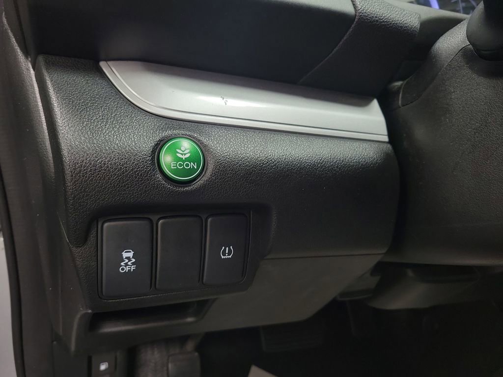 Used 2015 Honda CR-V LX image 19