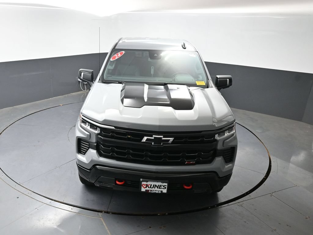 Used 2024 Chevrolet Silverado 1500 LT Trail Boss w/ LT Trail Boss Premium Package AWD/4WD image 44