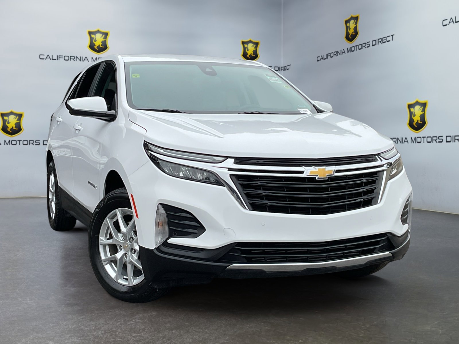 Used 2024 Chevrolet Equinox LT image 3