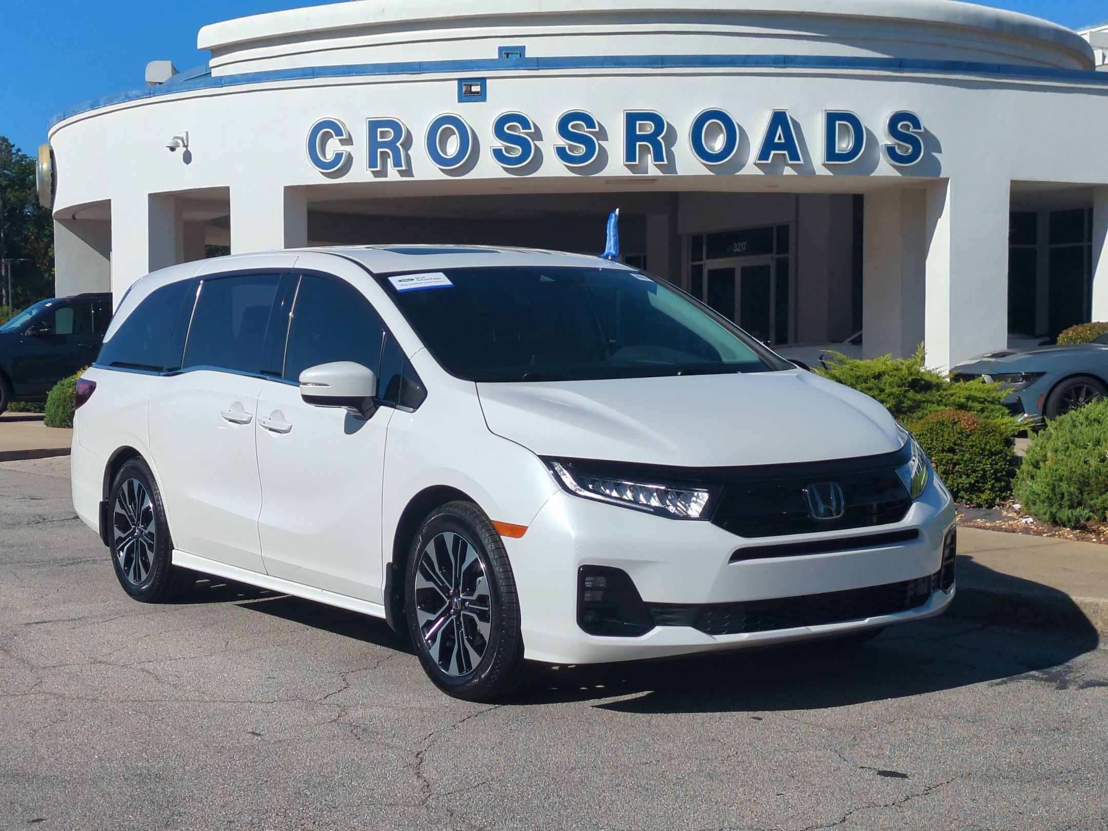 Used 2025 Honda Odyssey Elite