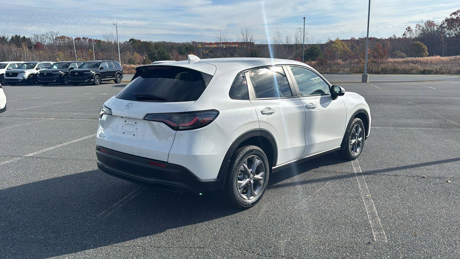 New 2026 Honda HR-V LX image 5