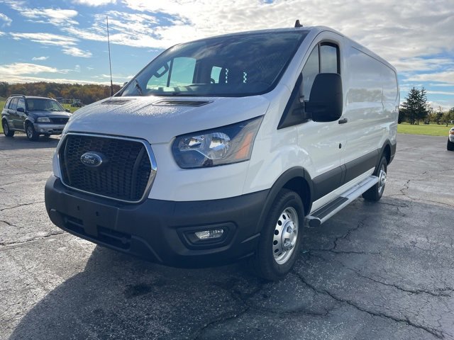 Used 2023 Ford Transit 250 Low Roof AWD w/ Exterior Upgrade Package image 7