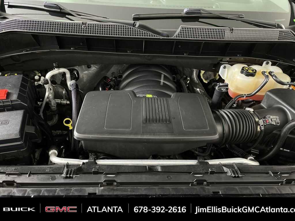 Used 2021 Chevrolet Silverado 1500 RST w/ LPO, Blackout Package image 29