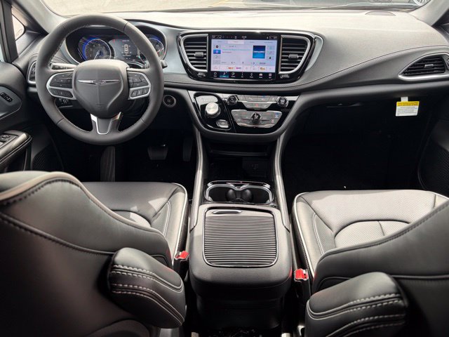 New 2026 Chrysler Pacifica Limited FWD image 38