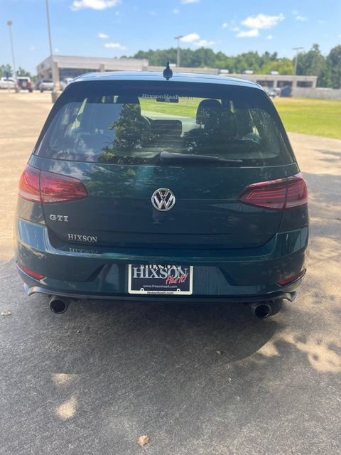 Used 2018 Volkswagen GTI SE FWD image 4