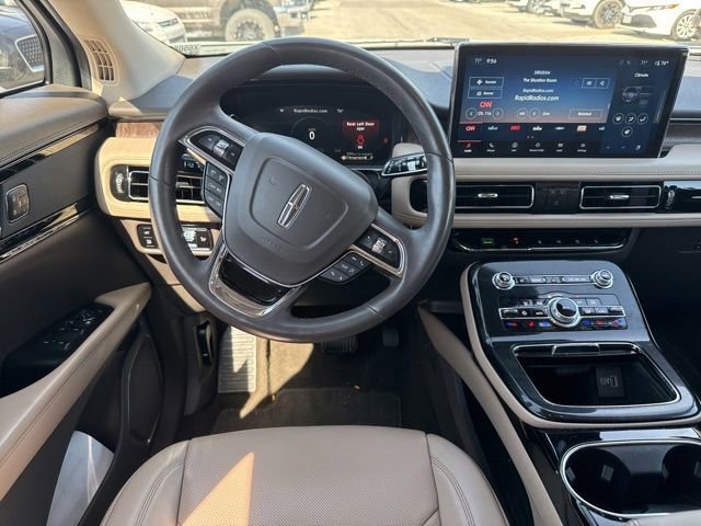 Certified 2023 Lincoln Nautilus Reserve w/ Class II Trailer Tow Package AWD/4WD image 19