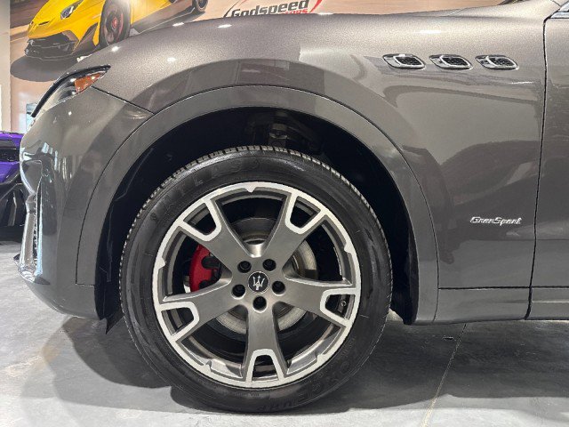 Used 2020 Maserati Levante GranSport image 17