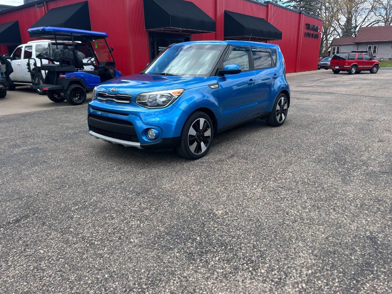 Used 2019 Kia Soul + FWD image 2