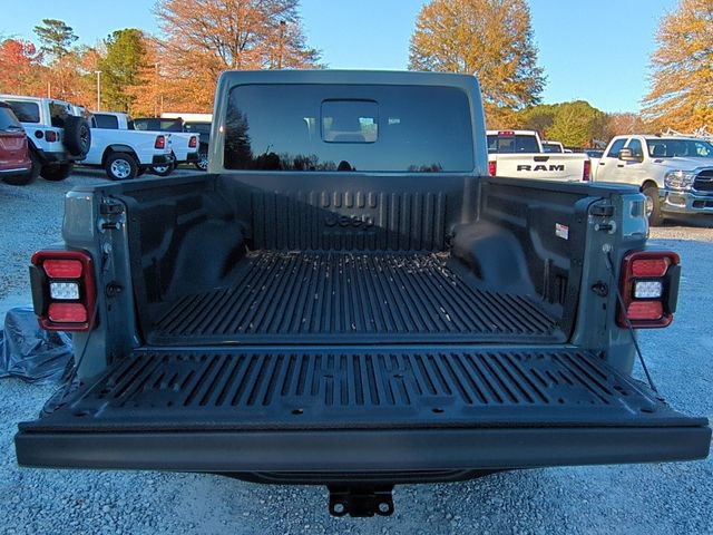 New 2026 Jeep Gladiator Rubicon AWD/4WD image 32