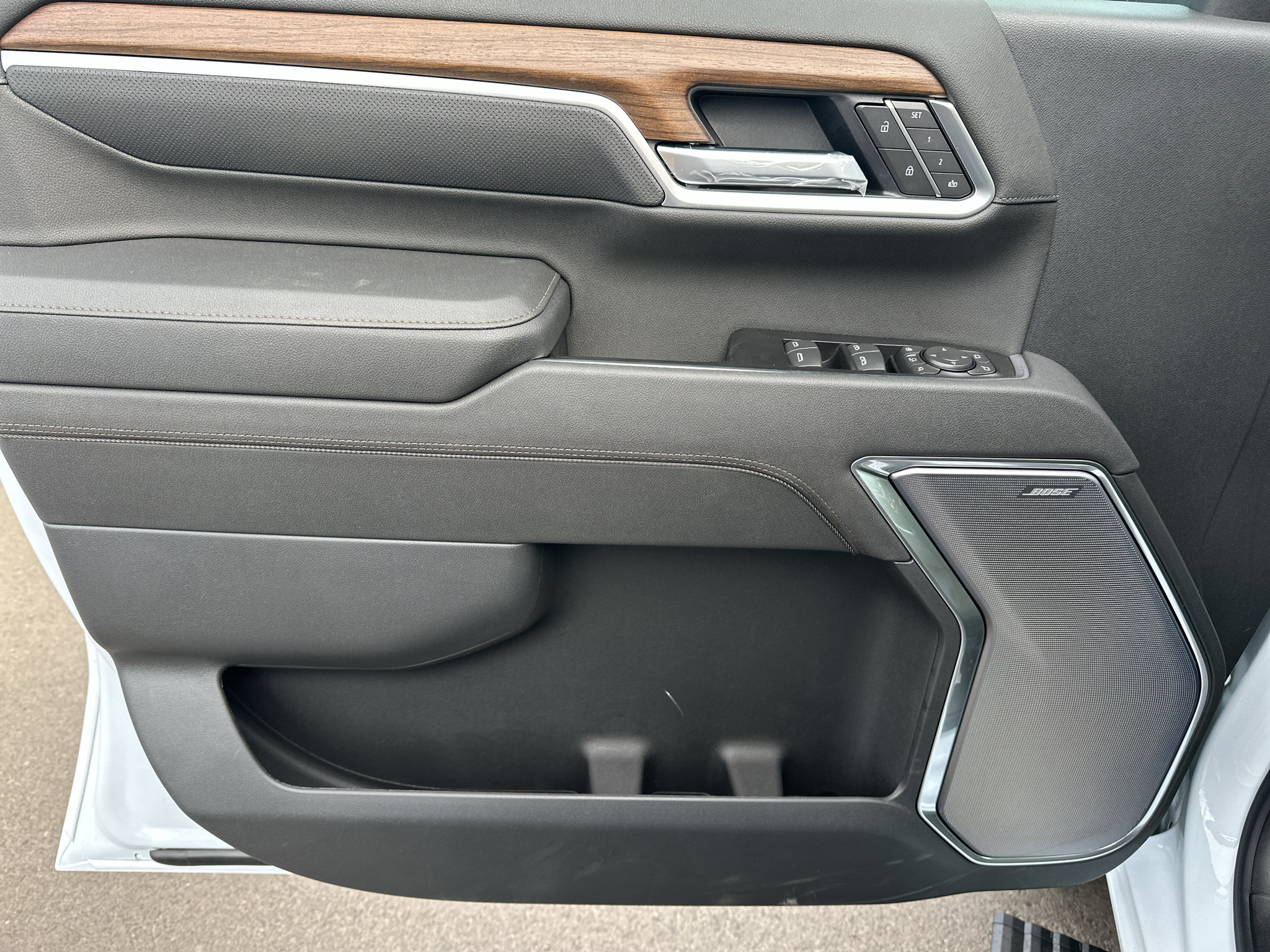 New 2026 Chevrolet Silverado 3500 High Country w/ High Country Premium Package AWD/4WD image 24