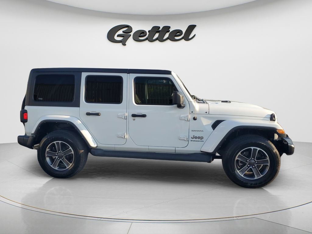 Used 2023 Jeep Wrangler Sahara image 3