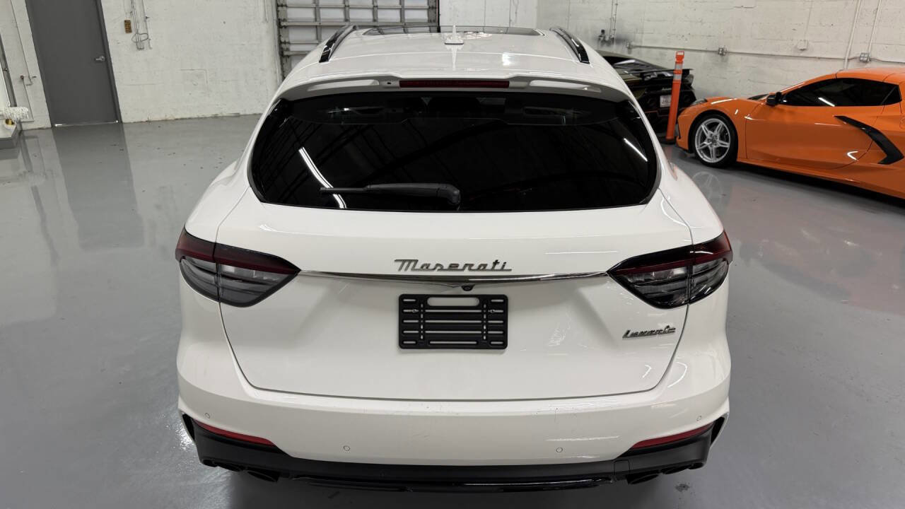 Used 2022 Maserati Levante GT AWD/4WD image 13