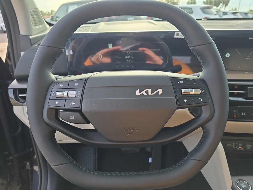 New 2026 Kia Sportage SX image 34