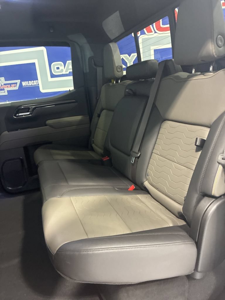 Used 2023 Chevrolet Silverado 1500 ZR2 w/ Technology Package AWD/4WD image 38